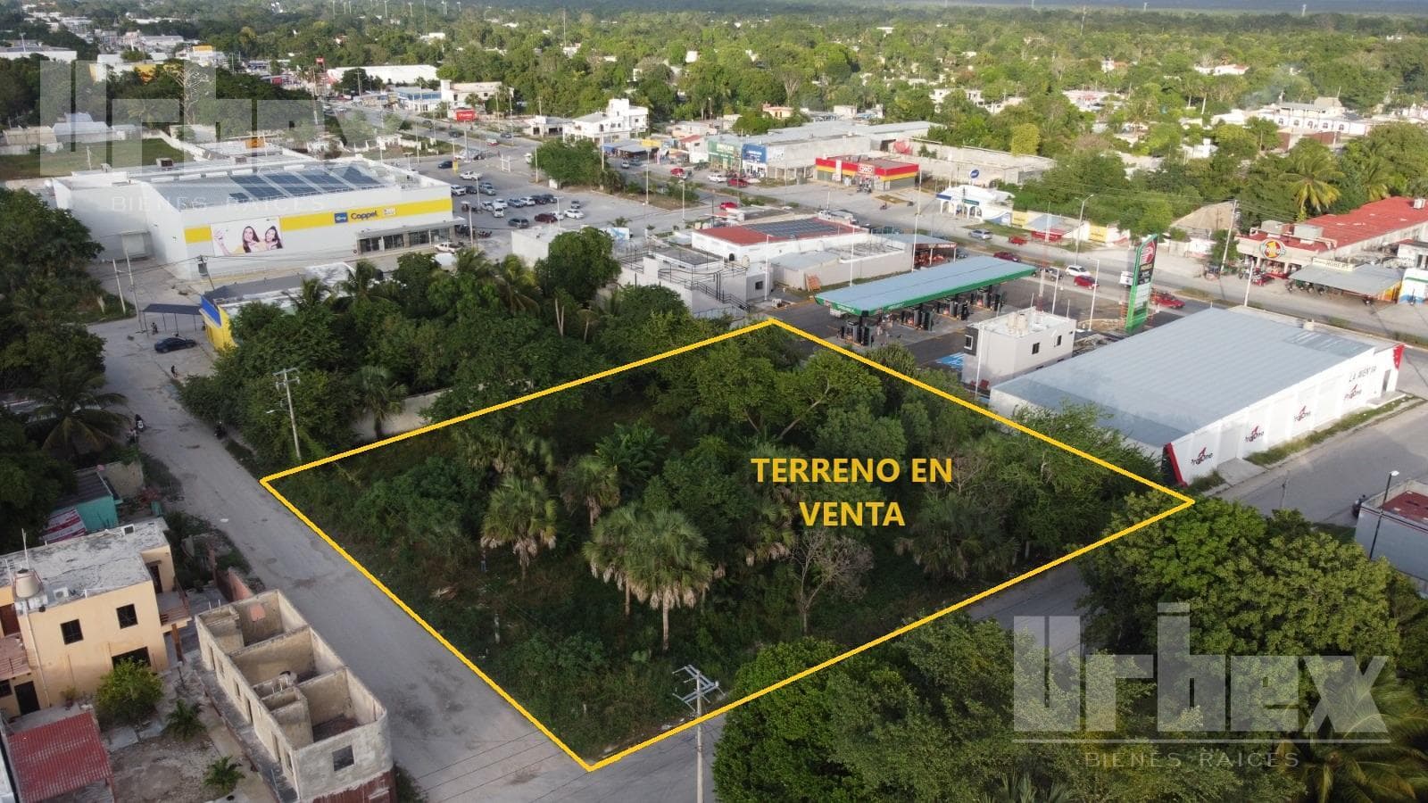 SE VENDE EXCELENTE TERRENO COMERCIAL EN CHAMPOTON, CAMPECHE. - 1