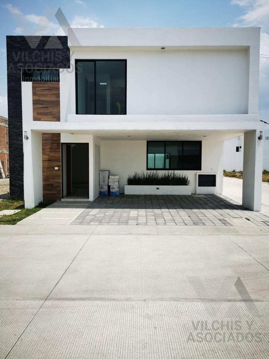 CASA EN VENTA EN CONDOMINIO ROMA MODELO MARIA , MEXICALTZINGO - 1