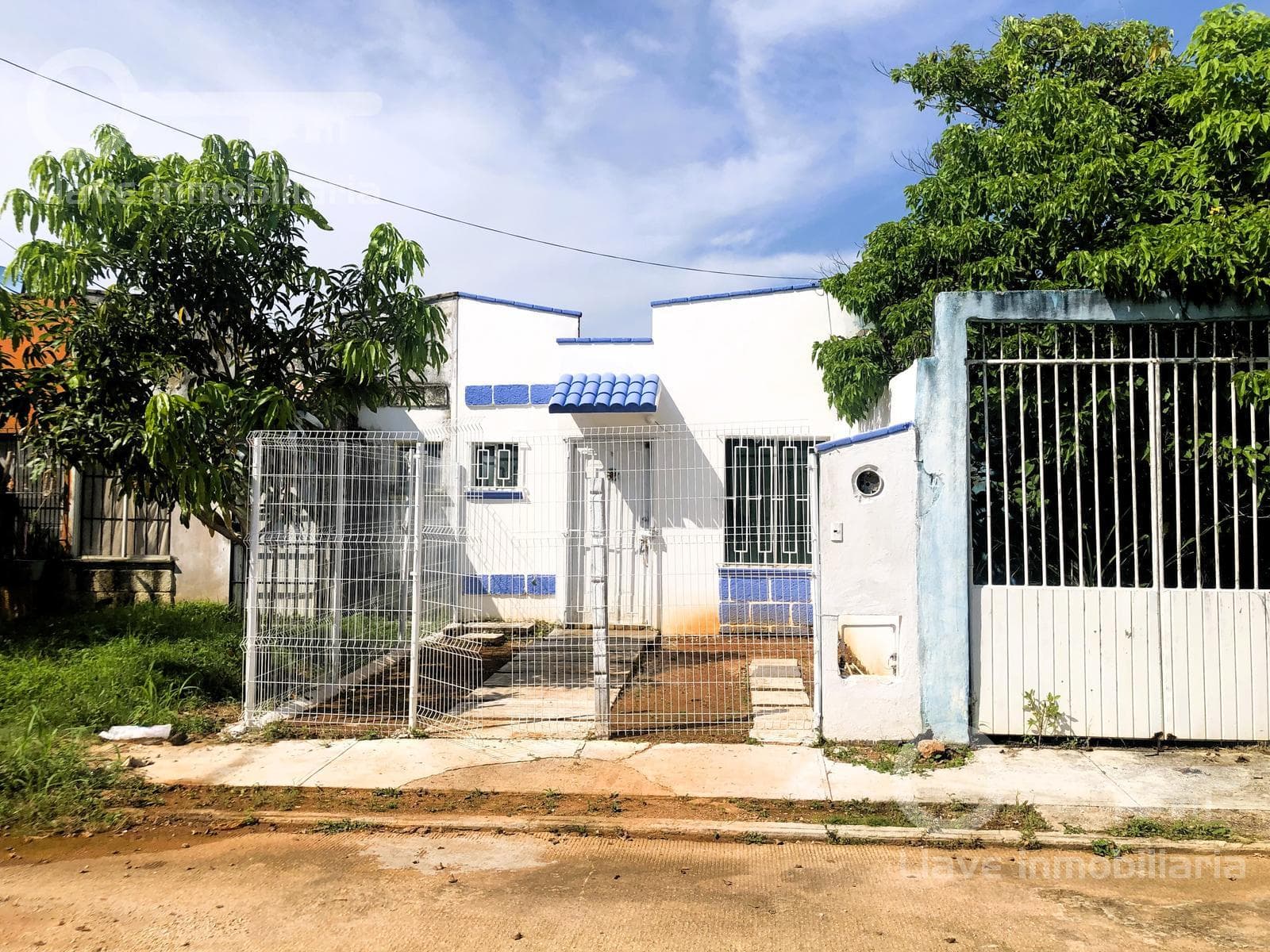 Casa en venta ubicada en Playa Las Perlas, Las Olas, Cosoleacaque, Veracruz. - 1