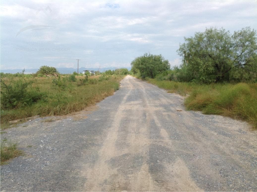 Terreno en renta de 10000 metros Salinas Victoria Nuevo León. - 1