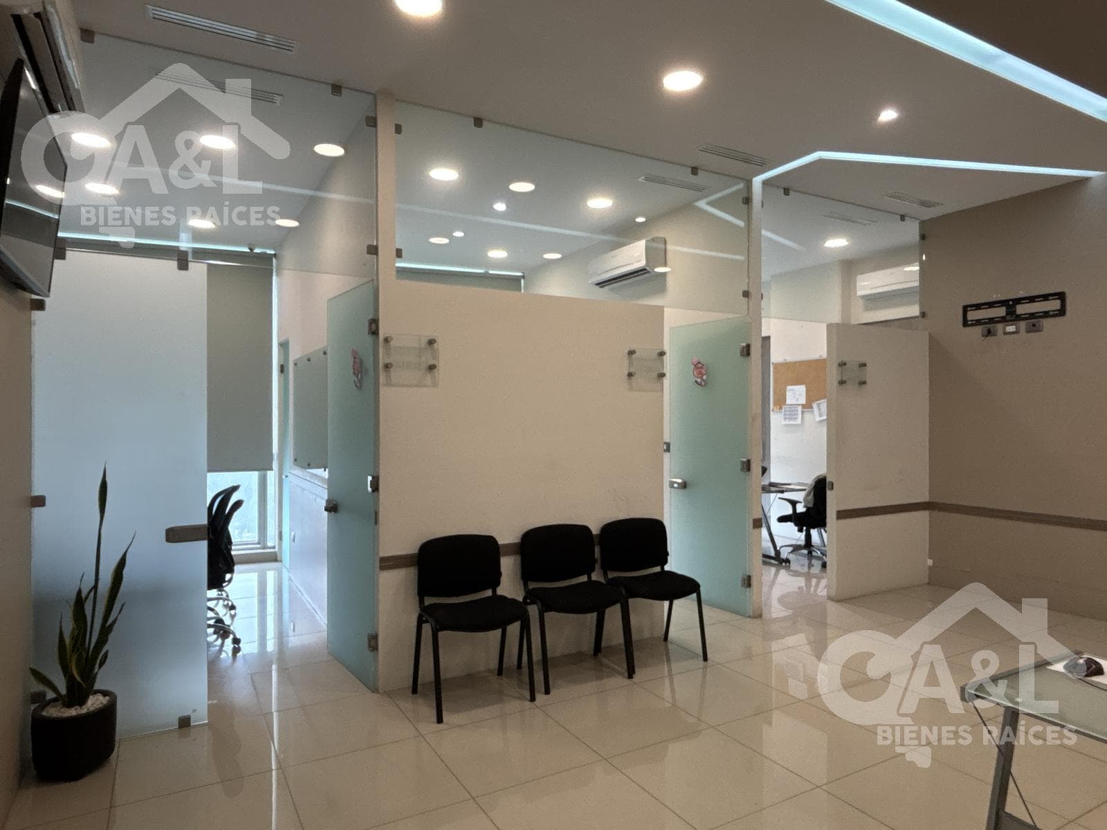 Oficina en Venta el Piso 7 de la Torre JV - 1