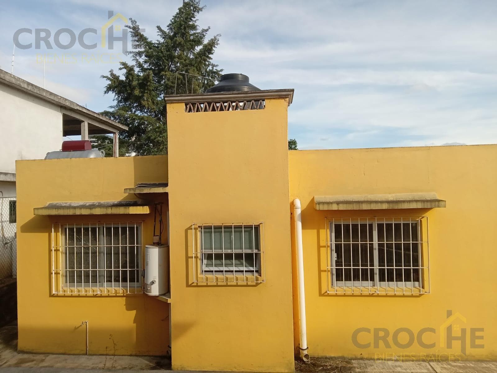 Casa en venta en Tlalnelhuayocan, Veracruz - 1