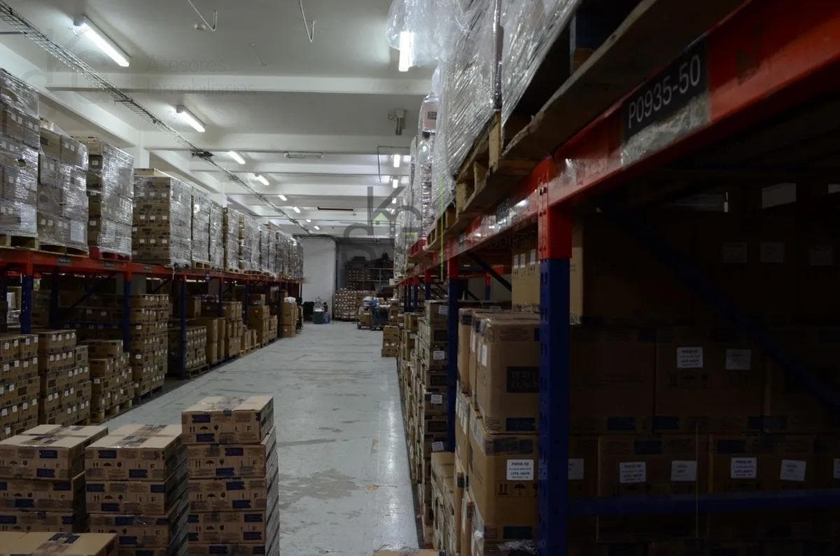Bodega Industrial Completamente AMUEBLADA! en Venta con ubicación Estratégica en Industrial Tlatilco, Naucalpan de Juárez - 1