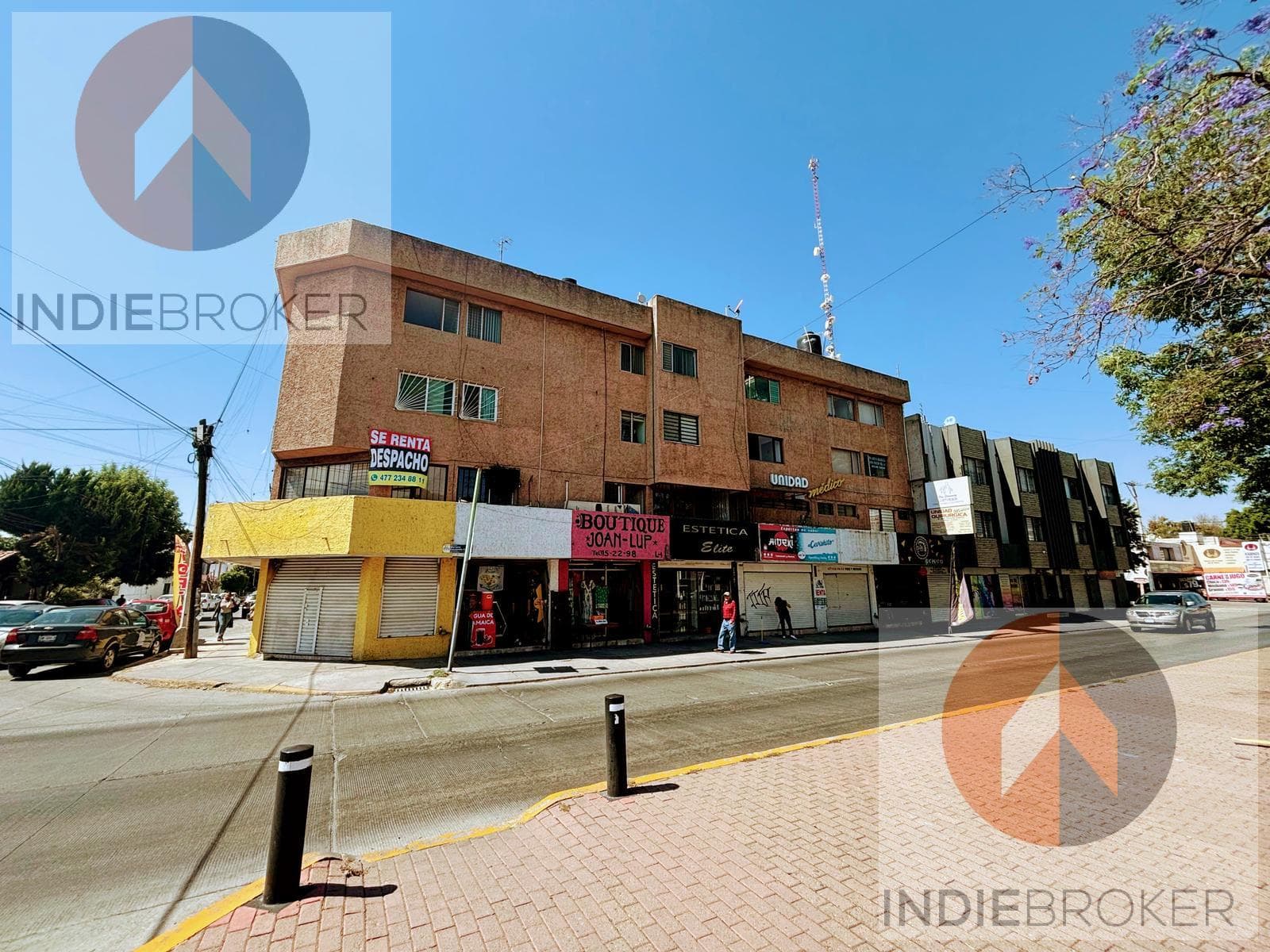 Oficina en Oficina en Venta en León Moderno – Ubicación Estratégica en Edificio de Consultorios - 1