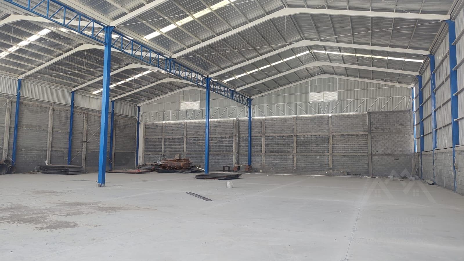 Bodega en renta de 1260 metros Salinas Victoria nuevo león. - 1