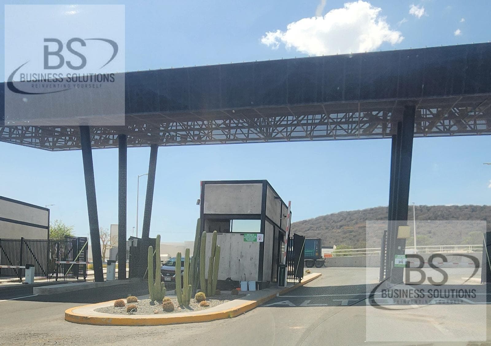 Bodega en Venta en Querétaro Parque Terra 465 m2 /RS - 1