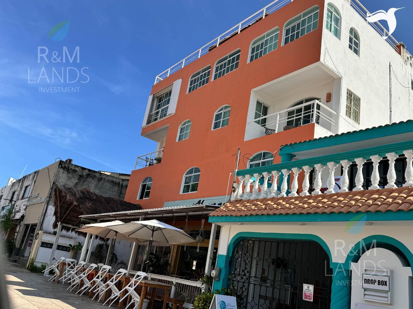 Edificio en venta - Comercial -Hospedaje en Puerto Morelos - 1