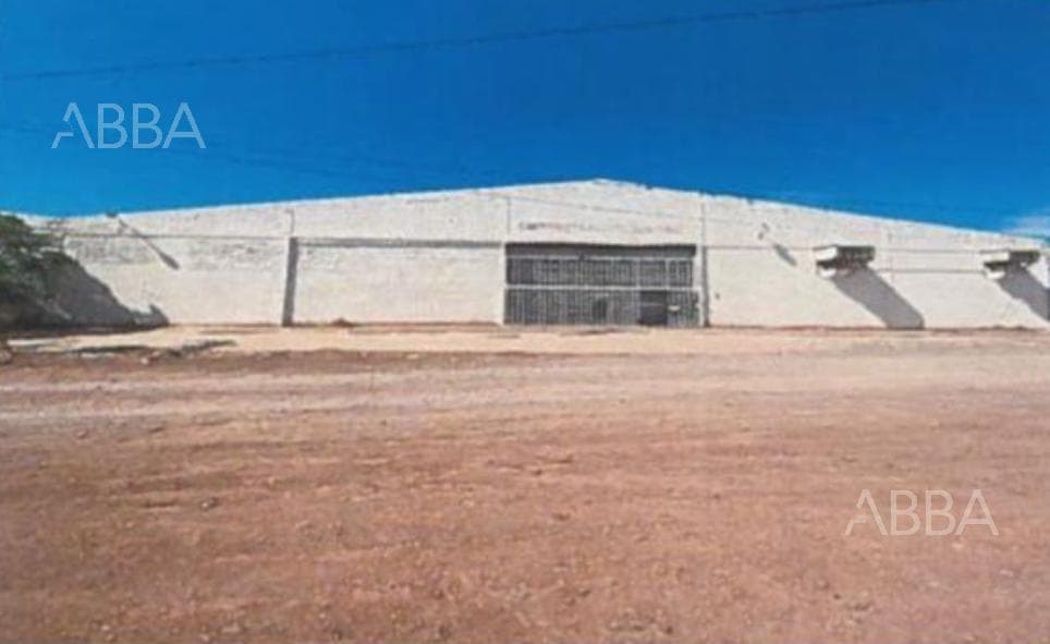 Bodega Industrial en Venta en Col. 1o de Mayo antes Poblado Robinson - 1