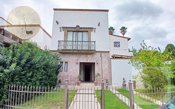 Bella casa en exclusiva cerrada - 1
