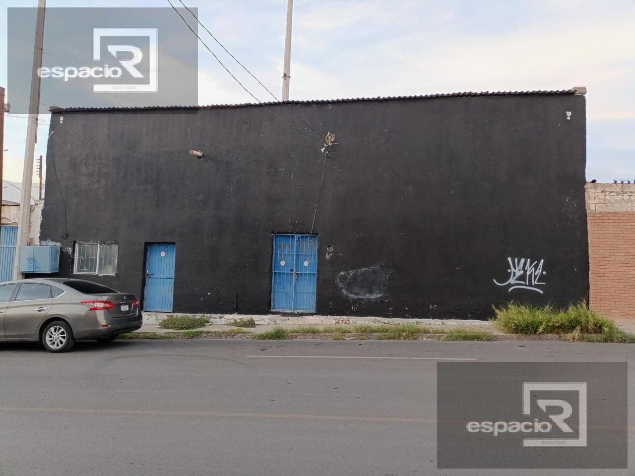 BODEGA EN VENTA POR AV. OCAMPO - 1