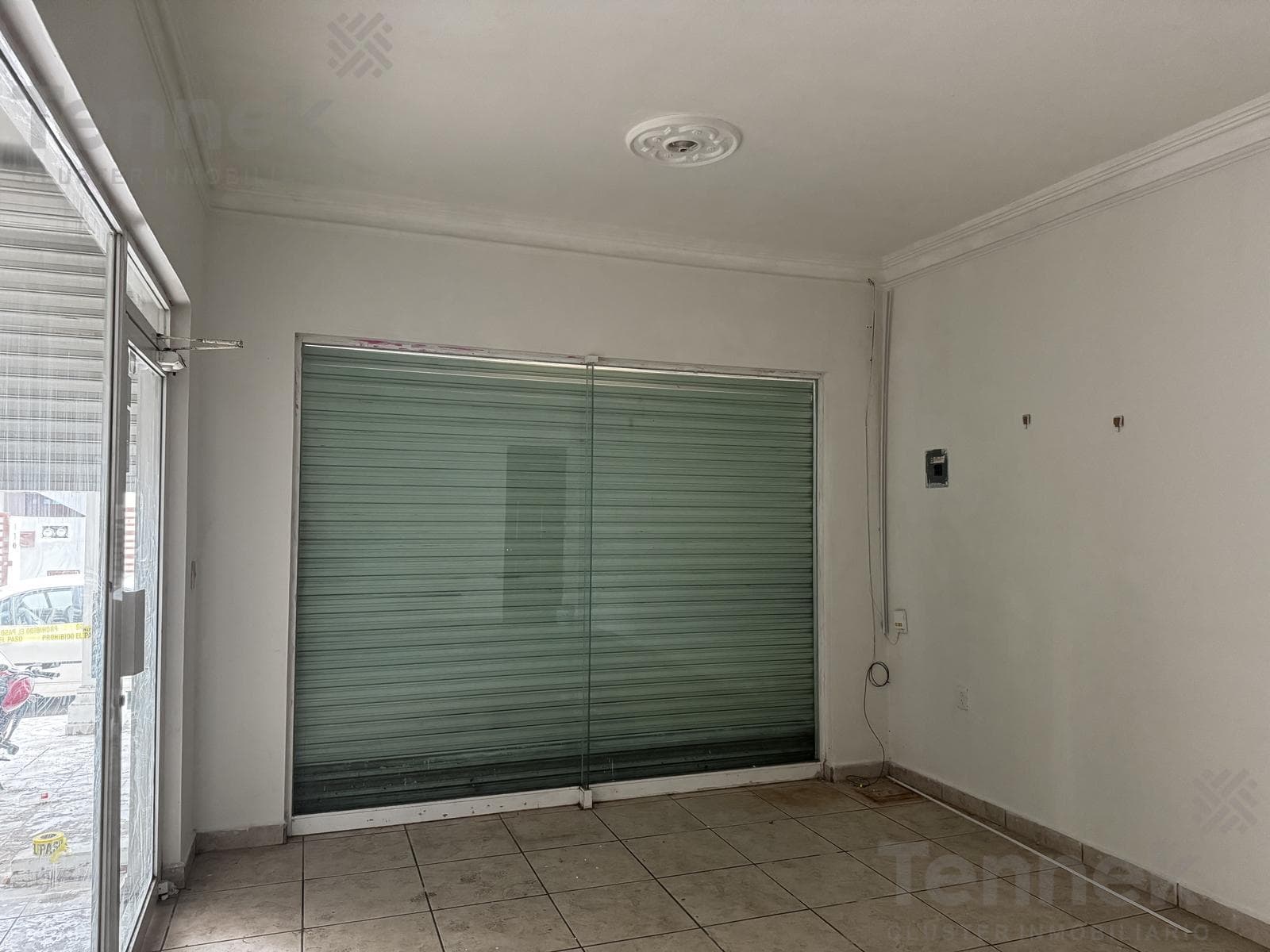 RENTA DE LOCAAL DE 200m2 EN ALTAMIRA CENTRO - 1