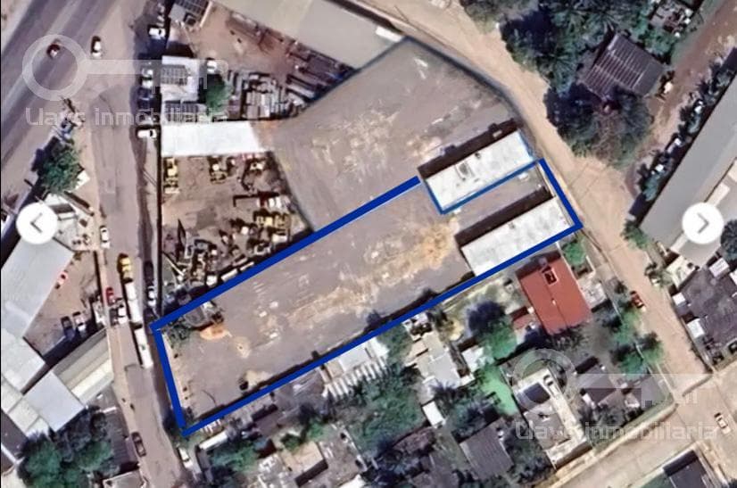 Edificio Comercial en Renta en Av.20 de Noviembre, Col.Estero del Pantano, Cosoleacaque Ver. - 1