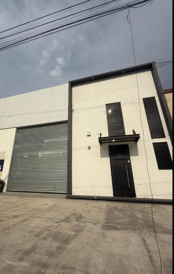 Bodega en venta de metros 417 metros con terreno de 4393 metros Guadalupe Nuevo León. - 1