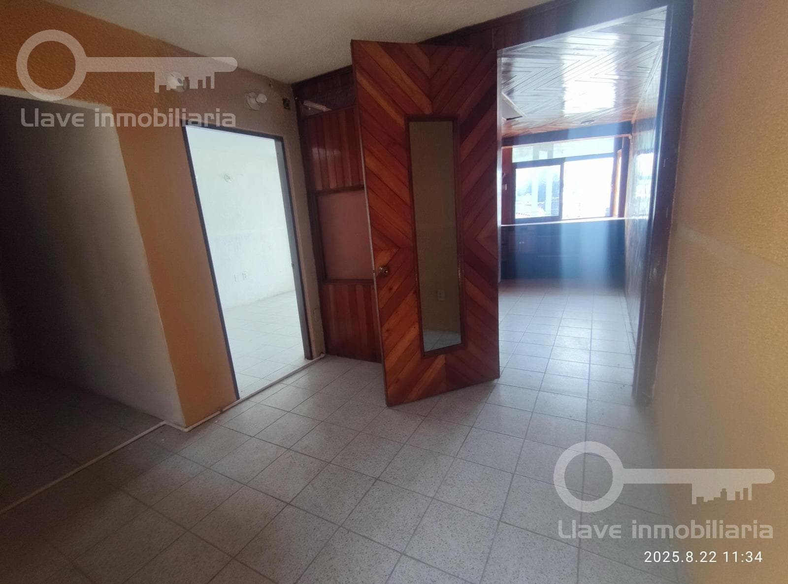 Oficina en Renta en Av. Ignacio Zaragoza, Col. Centro , Coatzacoalcos, Ver. - 1