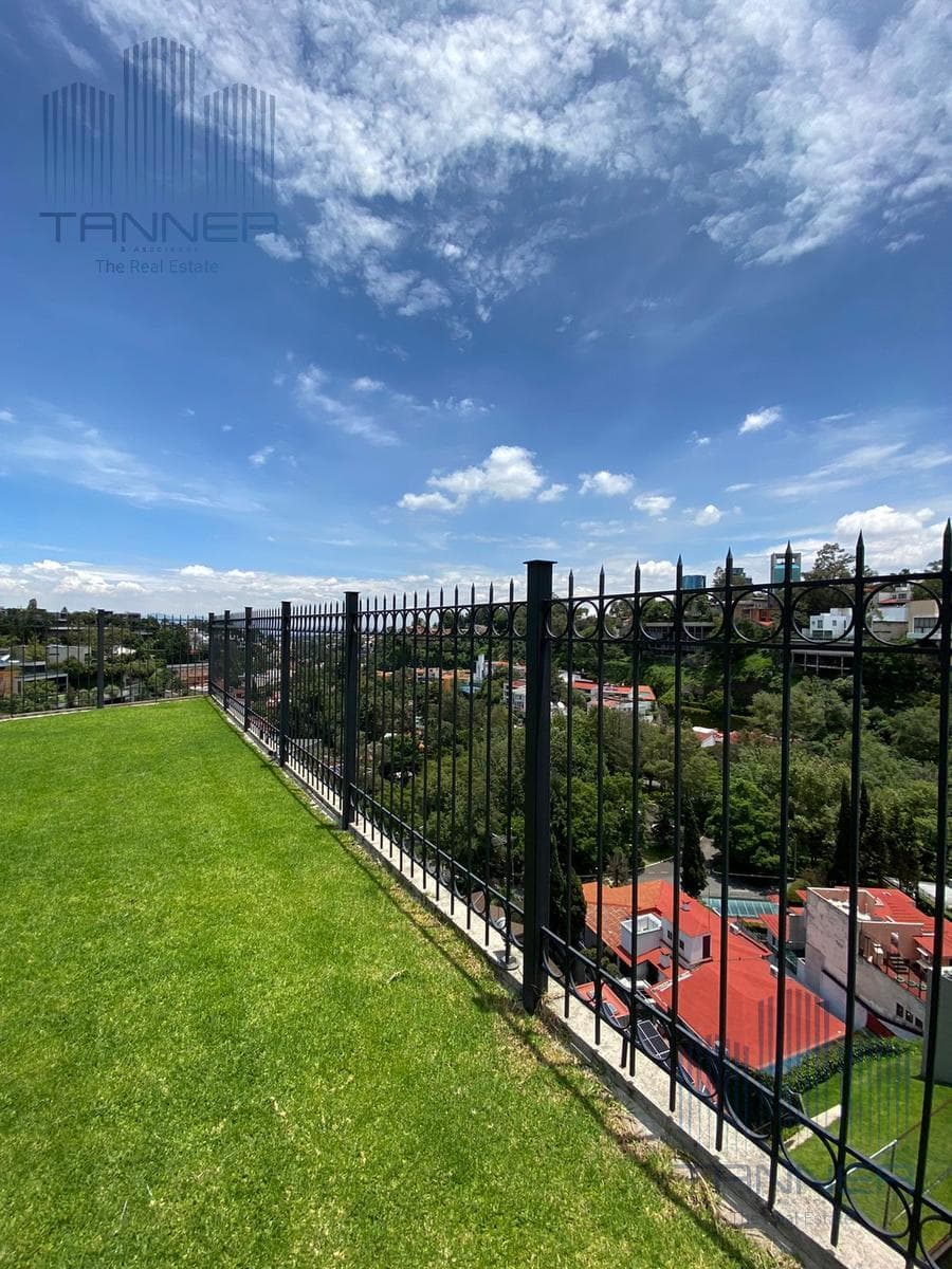 Casa en renta en calle cerrada con seguridad, Bosques de las Lomas (GH) - 1