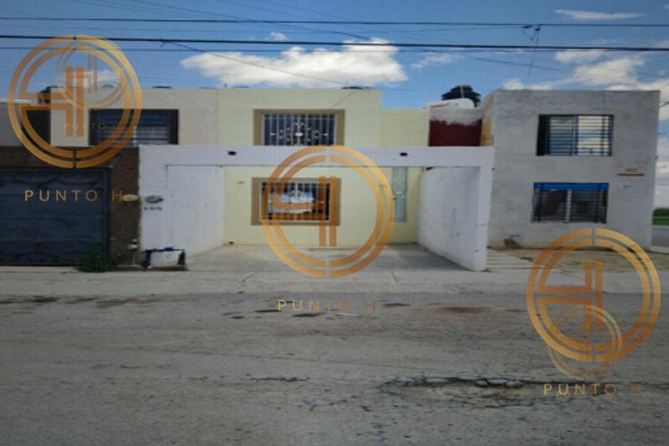 Casa en Hacienda Valle Dorado, Guadalupe, Zacatecas A 5 Minutos De La Unidadm Academica De Odontologia (UAZ) - 1
