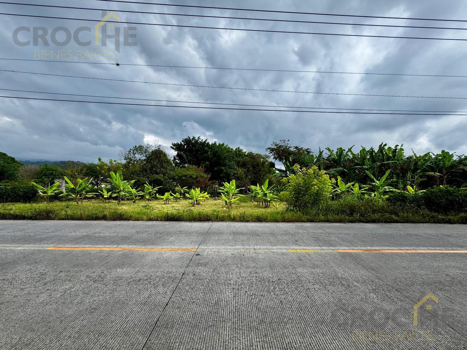 TERRENO EN RENTA CARRETERA COATEPEC-XICO FRENTE RESTAURANTE MARISCOS LA CHIRIPA - 1