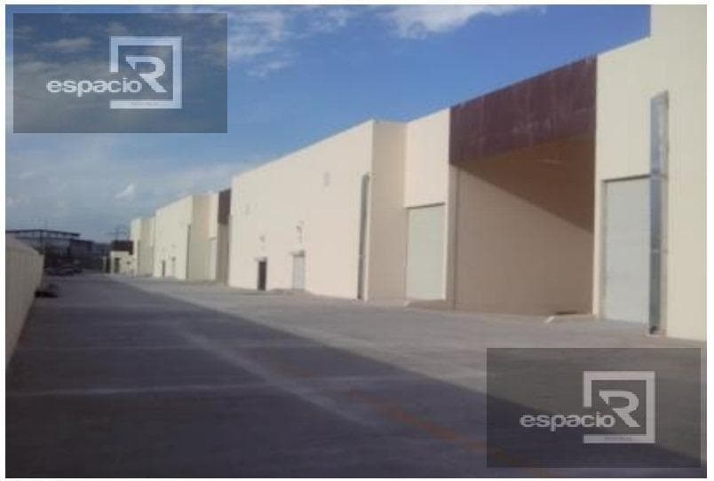 BODEGAS EN RENTA, SOBRE AV. ZARAGOZA COMPLETAMENTE NUEVAS - 1