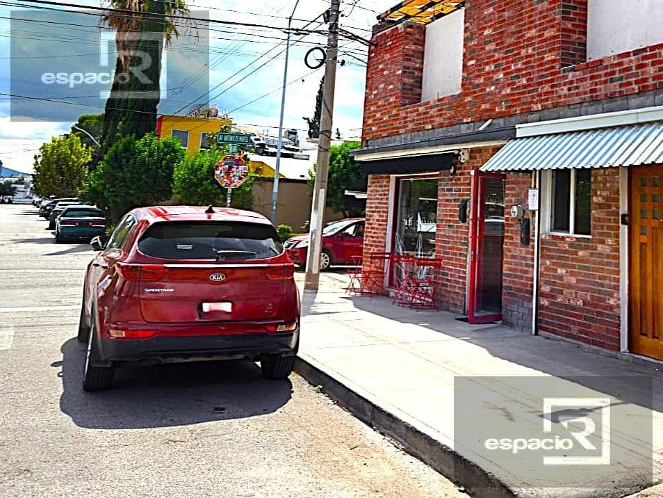 LOCAL COMERCIAL EN RENTA EN LA PANAMERICANA - 1