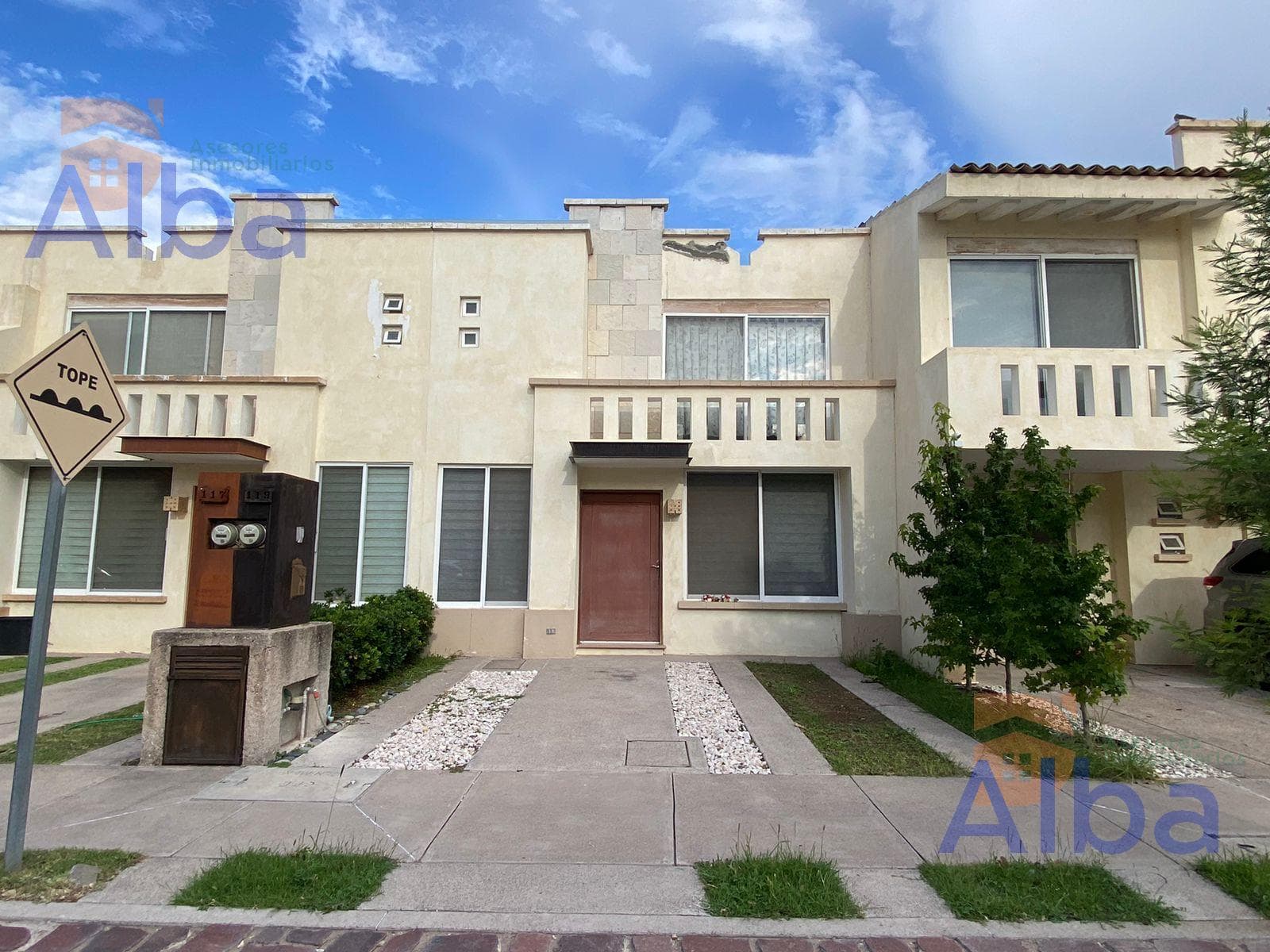 CASA EN VENTA EN BOSQUES DEL PARAISO II - 1