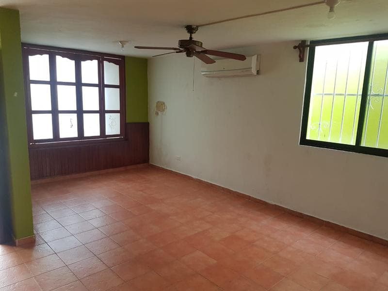 CASA EN VENTA Y RENTA, EN LA COL. SANTA RITA - 1