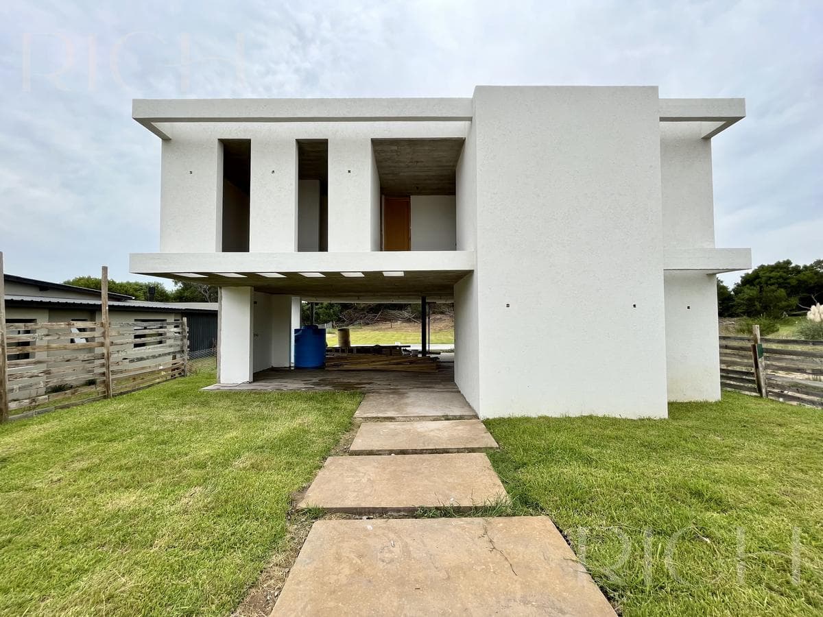 Casa en venta Costa Esmeralda - 1