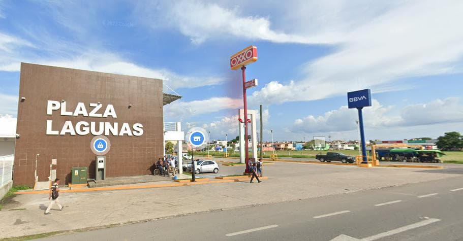 Plaza comercial en venta en Tabasco - 1