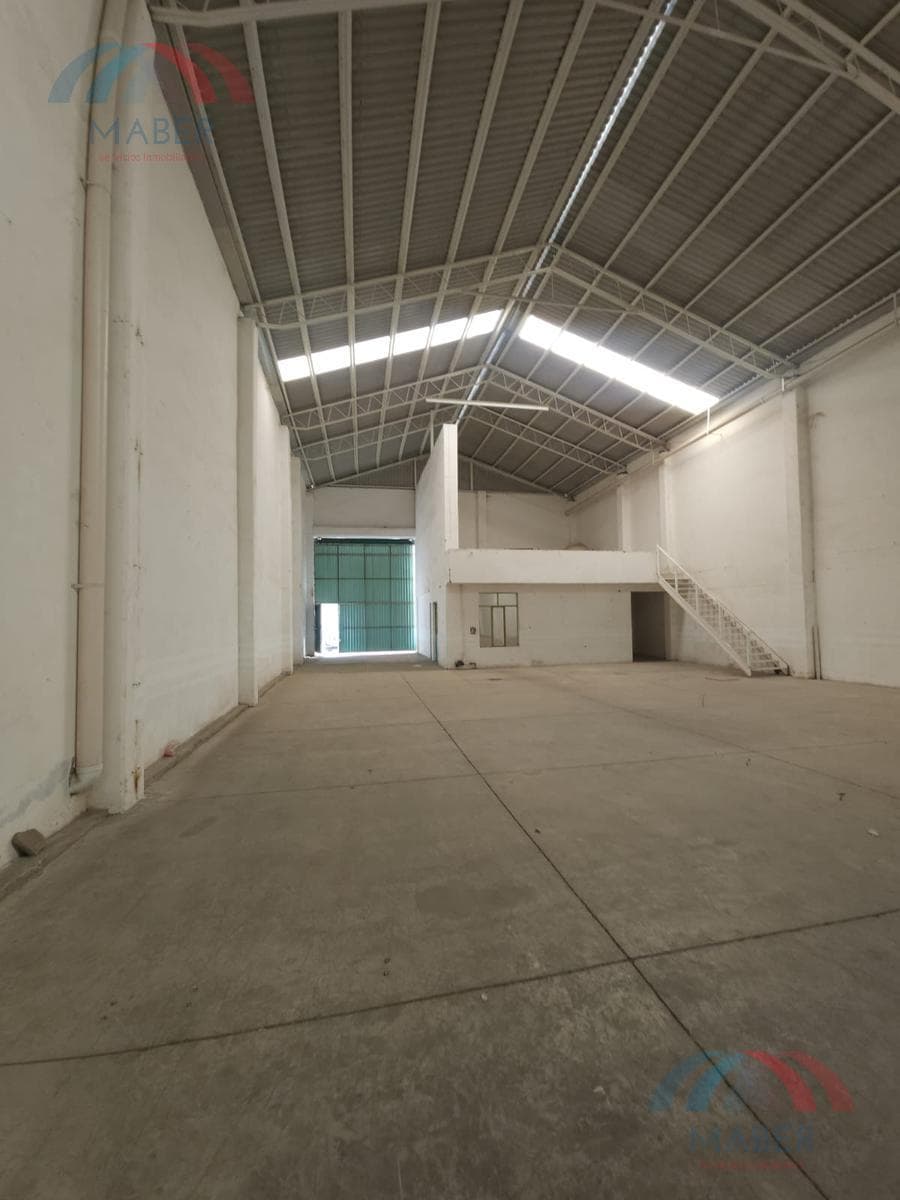 Nave Industrial en Renta en Pueblo La Trinidad Sanctorum enfrente de Volkswagen - 1