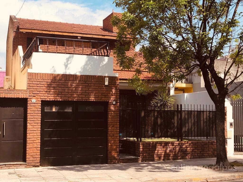 Venta en Villa Urquiza - Impecable Ph tipo casa 4 amb - 1