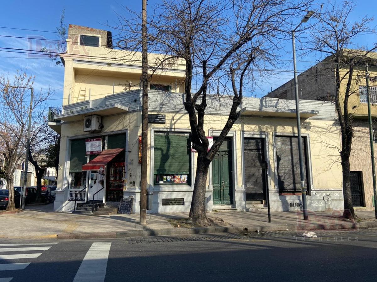 Terreno - Casa antigua con local propio - Grito de Asencio 3600 - Pompeya - 1