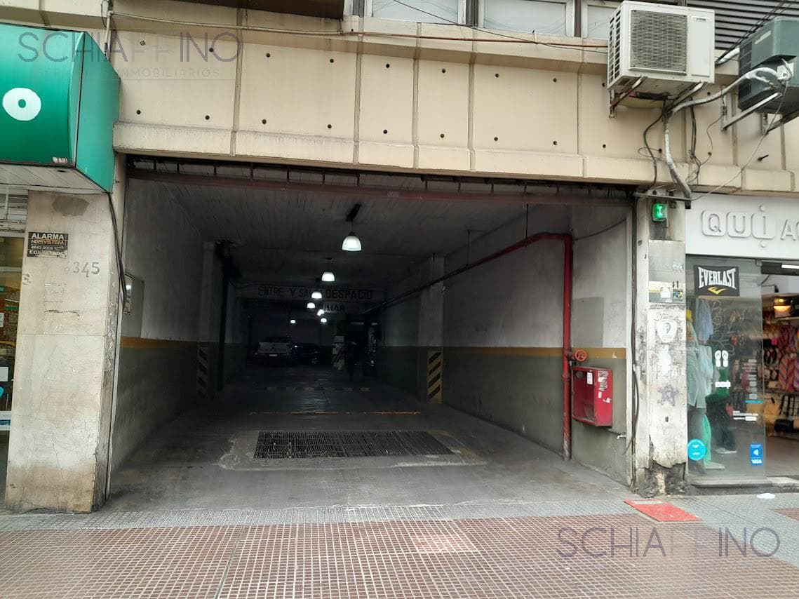 Cochera - Flores - doble para 2 autos - acceso por rampa - seguridad 24hs - 1
