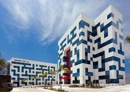 OFICINAS EN RENTA, EN PARQUE CORPORATIVO - 1