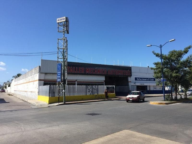 OFICINA CON NAVE INDUSTRIAL, EN RENTA CERCA DEL PUERTO PESQUERO - 1