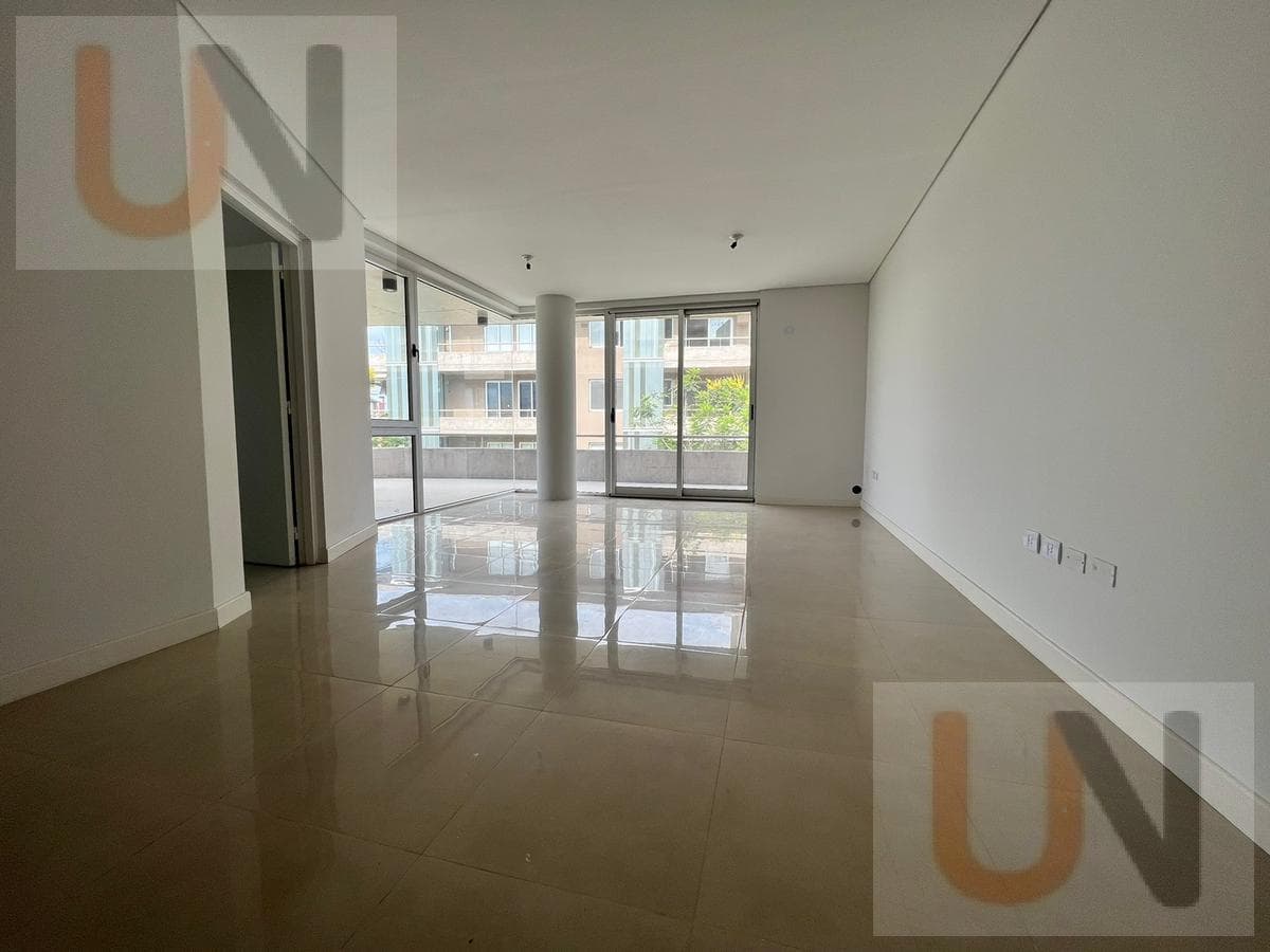 Departamento - Av. Peron - 1