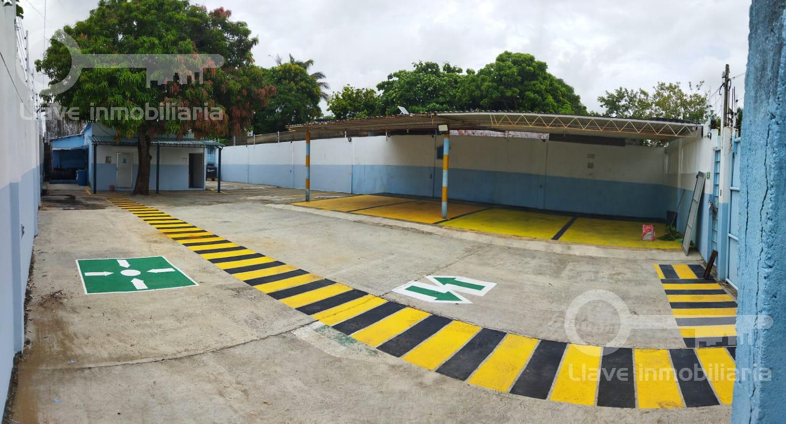 Renta de Terreno de 450 m2 en Av. Carrillo Puerto, Col. Frutos de la Revolución, Coatzacoalcos, Ver. - 1