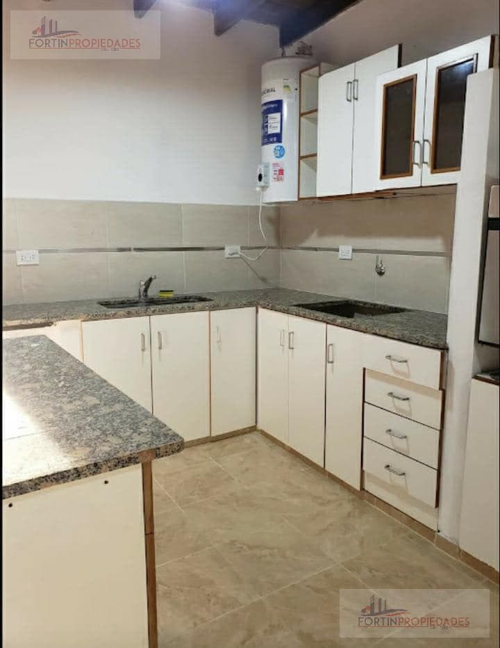 Departamento en Alquiler sobre Av. 122 - 1