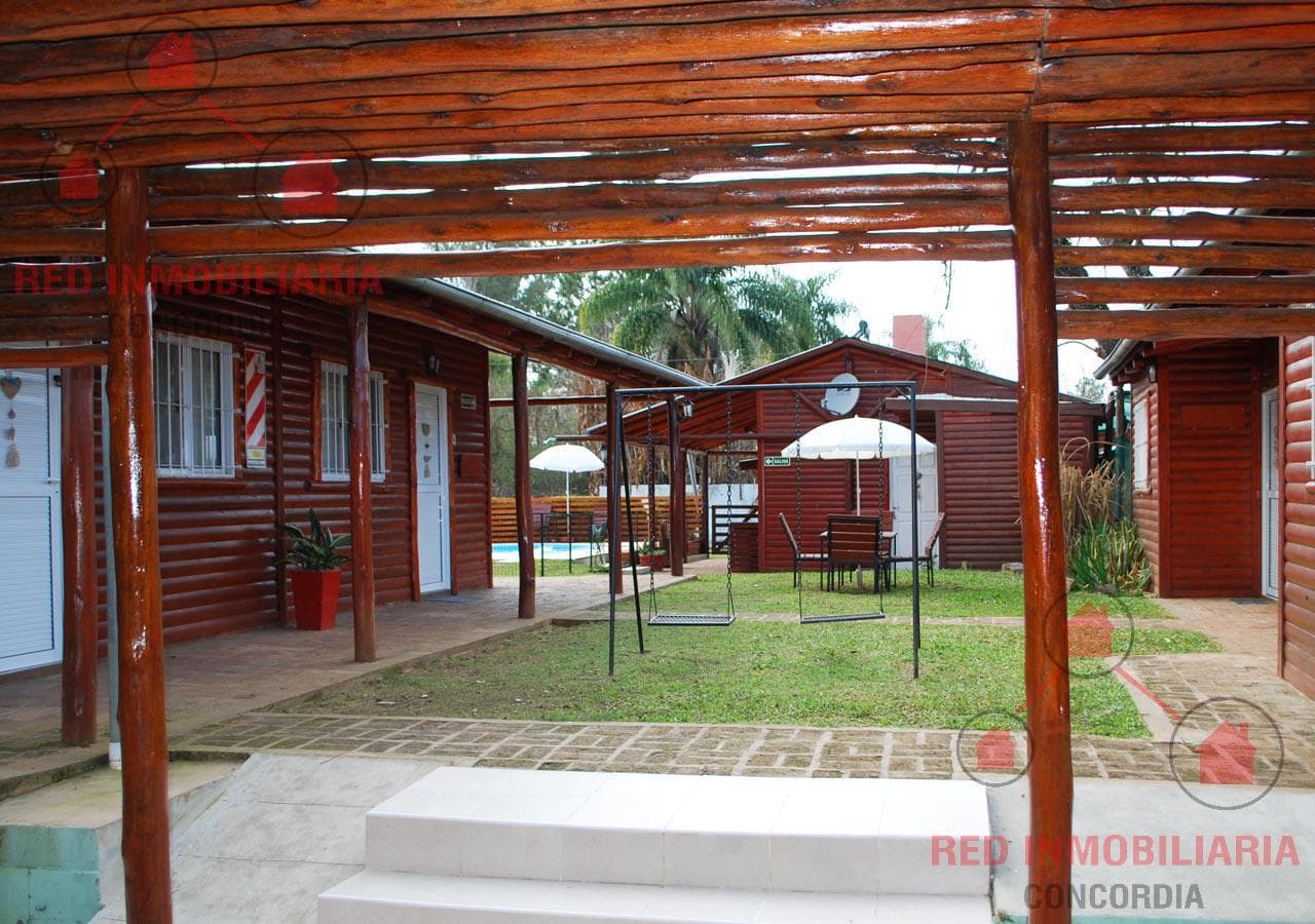 Complejo de cabañas en venta - 1