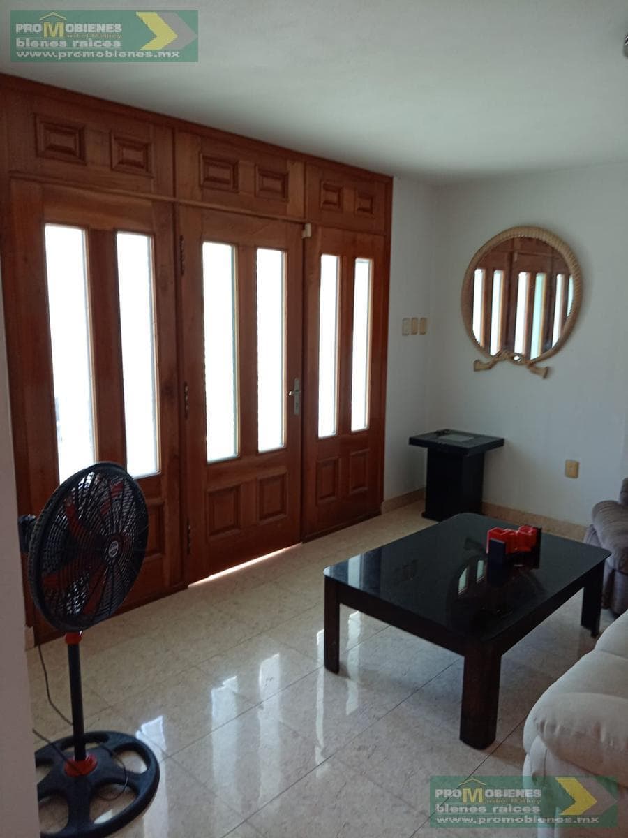 CASA AMPLIA DE TRES RECAMARAS AMUEBLADAS - 1