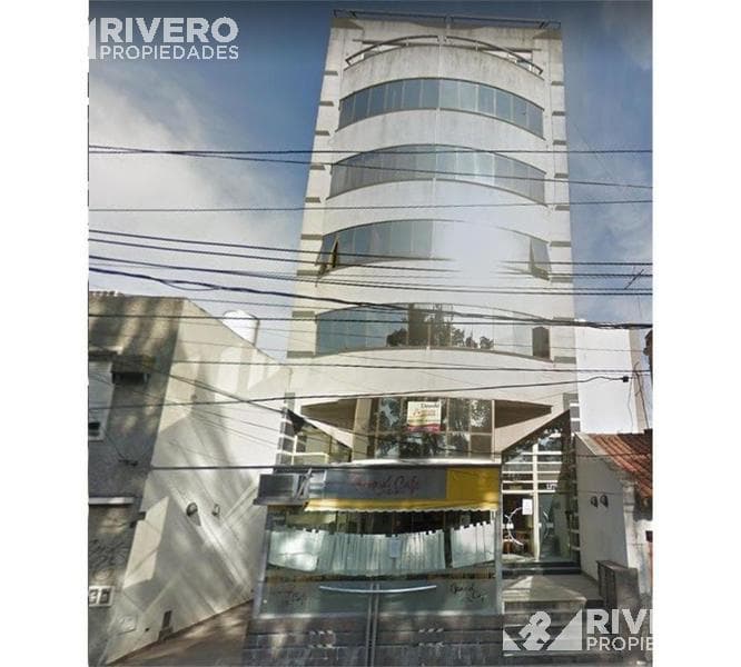 VENTA COCHERA CUBIERTA EN MORON - 1