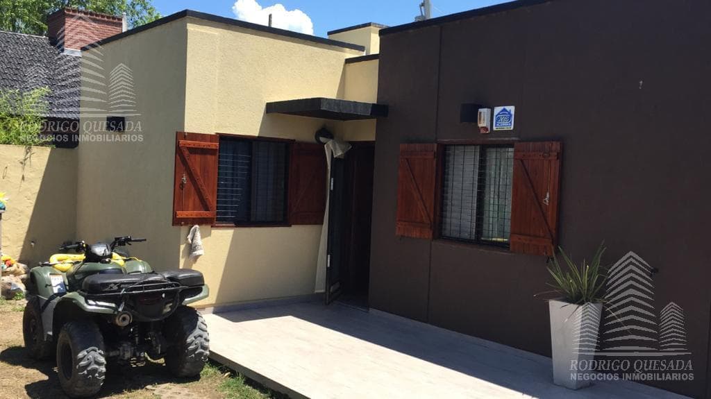 Departamento en venta de 2 dormitorios c/ cochera en La Lucila del Mar - 1