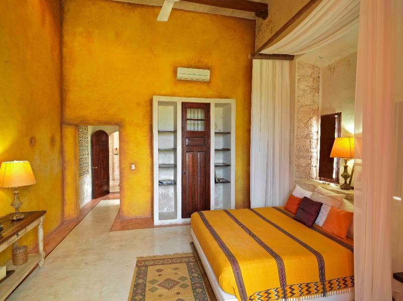 HOTEL HACIENDA EN VENTA EN MERIDA, YUCATAN - 1