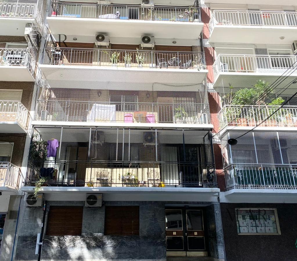 Departamento en Venta 2 amb. Billinghurts y Charcas. Piso alto - 1