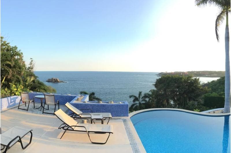 Casa en renta con vista a la bahia de Huatulco; Oaxaca - 1