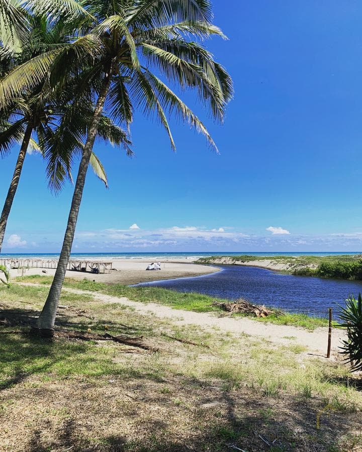 Casa en venta en casitas veracruz con vista a la playa y terreno amplio - 1