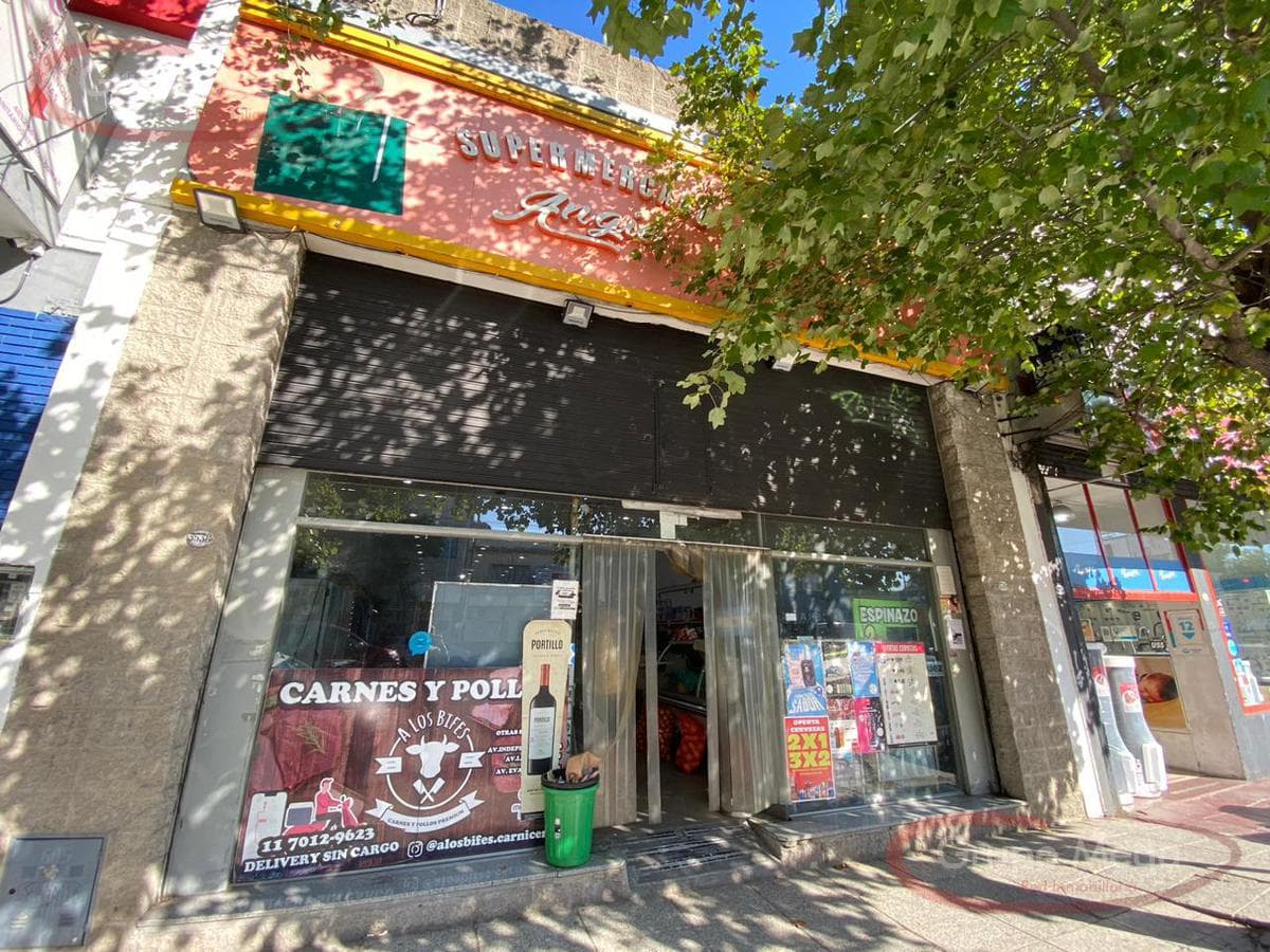 Excelente Local en lote propio de 370 m2!! - 1