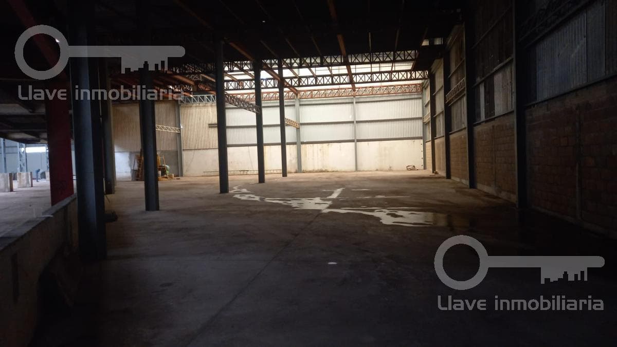 Bodega Industrial (Nave 2) en Renta en Av. Universidad, Col. Iquisa, Coatzacoalcos, Ver. - 1