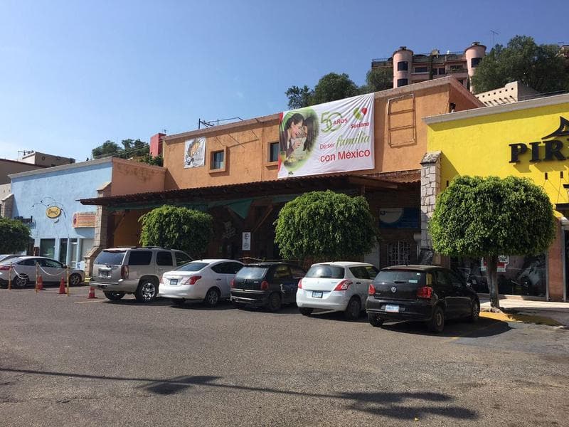 Local en renta para oficinas y consultorios en San Javier - 1