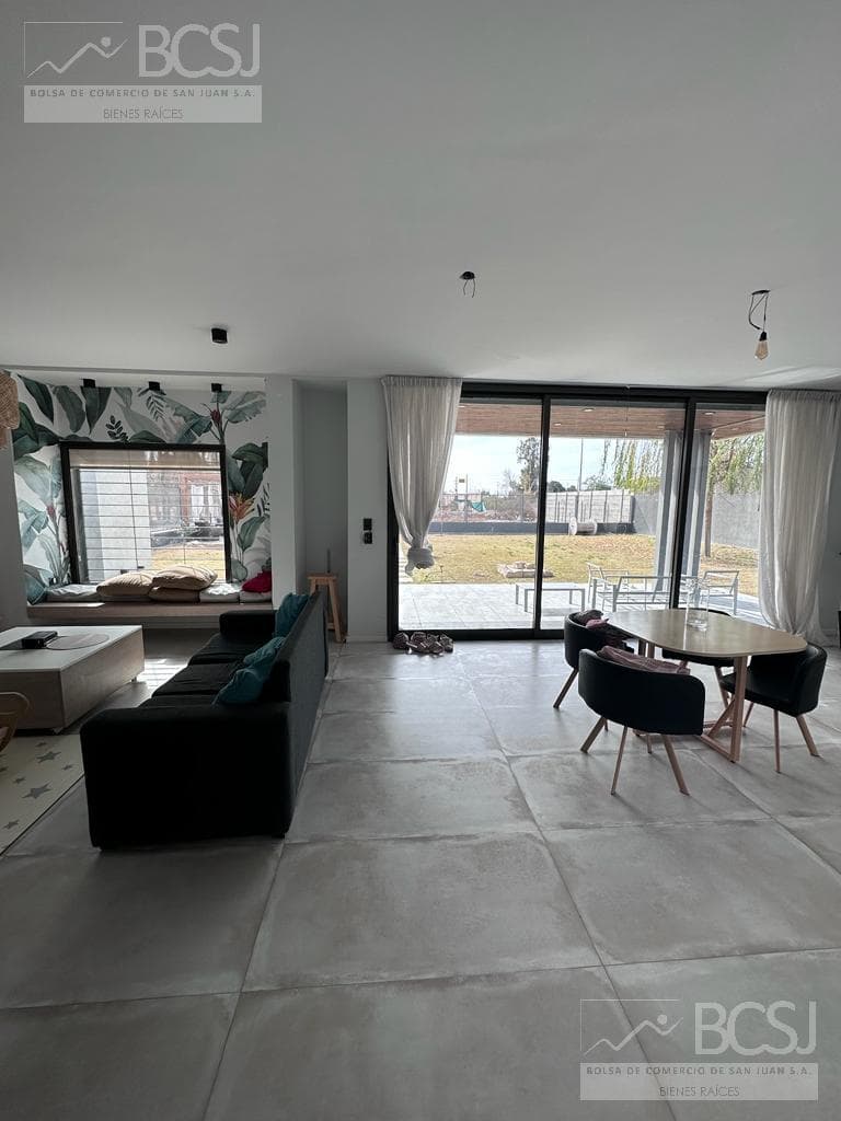 Casa en Santa Lucia - 1
