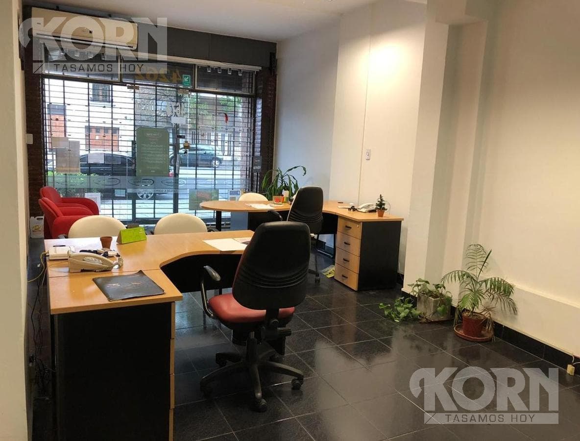 VENTA LOCAL COMERCIAL DE 60M2 SOBRE AV. GAONA EN FLORESTA - 1