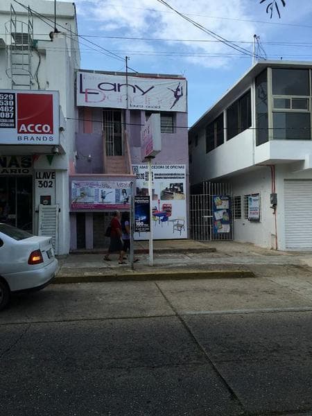 Oficina de 2 niveles en Venta en Ignacio de la Llave, Col. Centro, en Coatzacoalcos, Veracruz. - 1